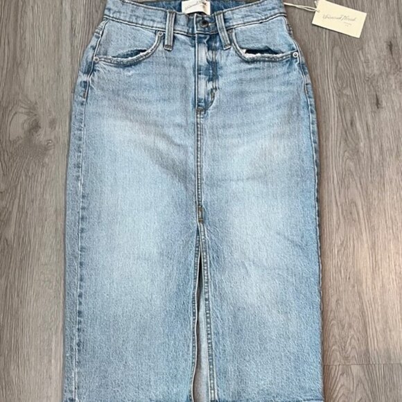 (NWT) Universal Thread Women's High-Rise Denim Maxi Skir - Picture 3 of 10